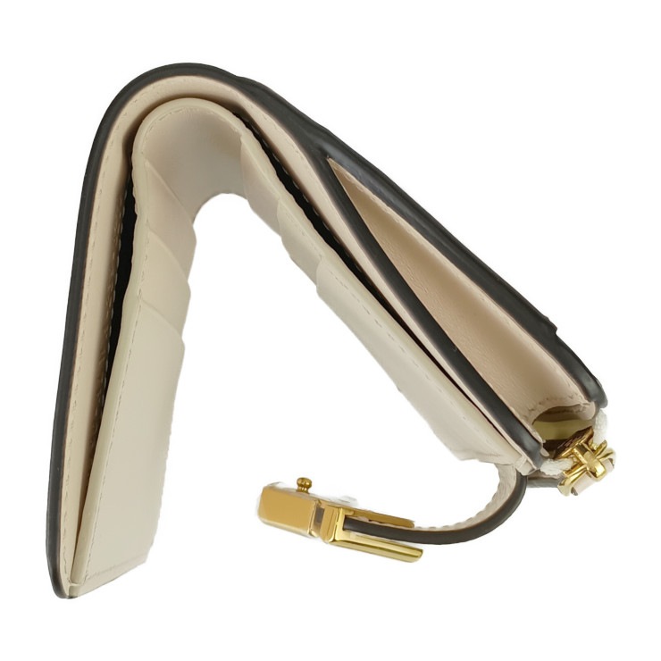 新古未使用展示品 FENDI フェンディ 二つ折り財布 FF ダイヤモンド スモールウォレット 8M0490 ホワイト系 ライトピンクベージュ系 ゴールド金具 カーフレザー【本物保証】