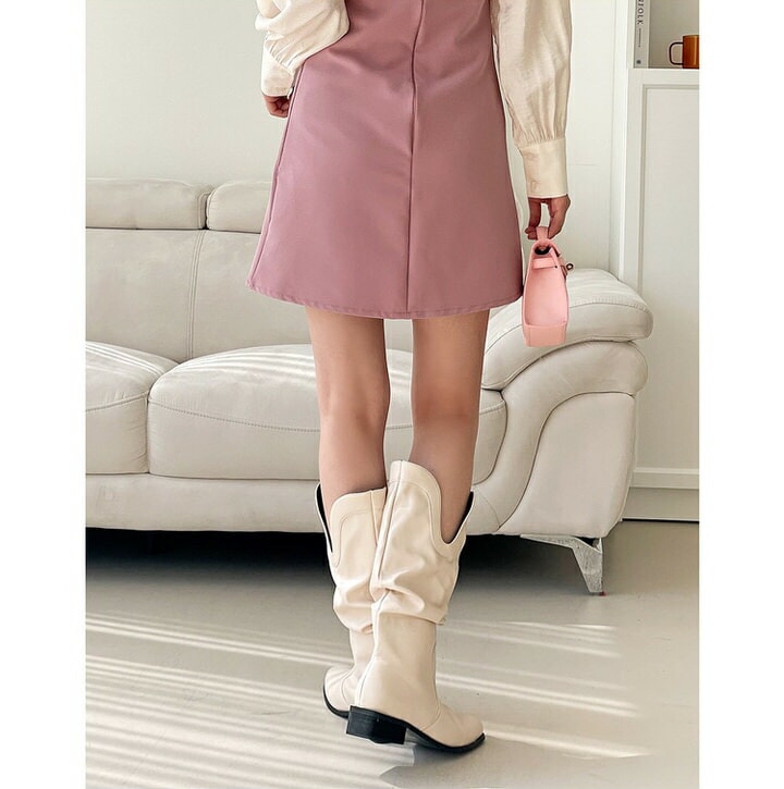 ミドルブーツ ルーズ ウエスタン スクエアトゥ レディース ローヒール 黒 茶 ブラック ブラウン アイボリー 歩きやすい カジュアル 靴 婦人靴 韓国 ミドルブーツ ルーズ ウエスタン スクエアトゥ レディース ローヒール 黒 茶 ブラック ブラウン アイボリー 歩きやすい カジュアル 靴 婦人靴 韓国