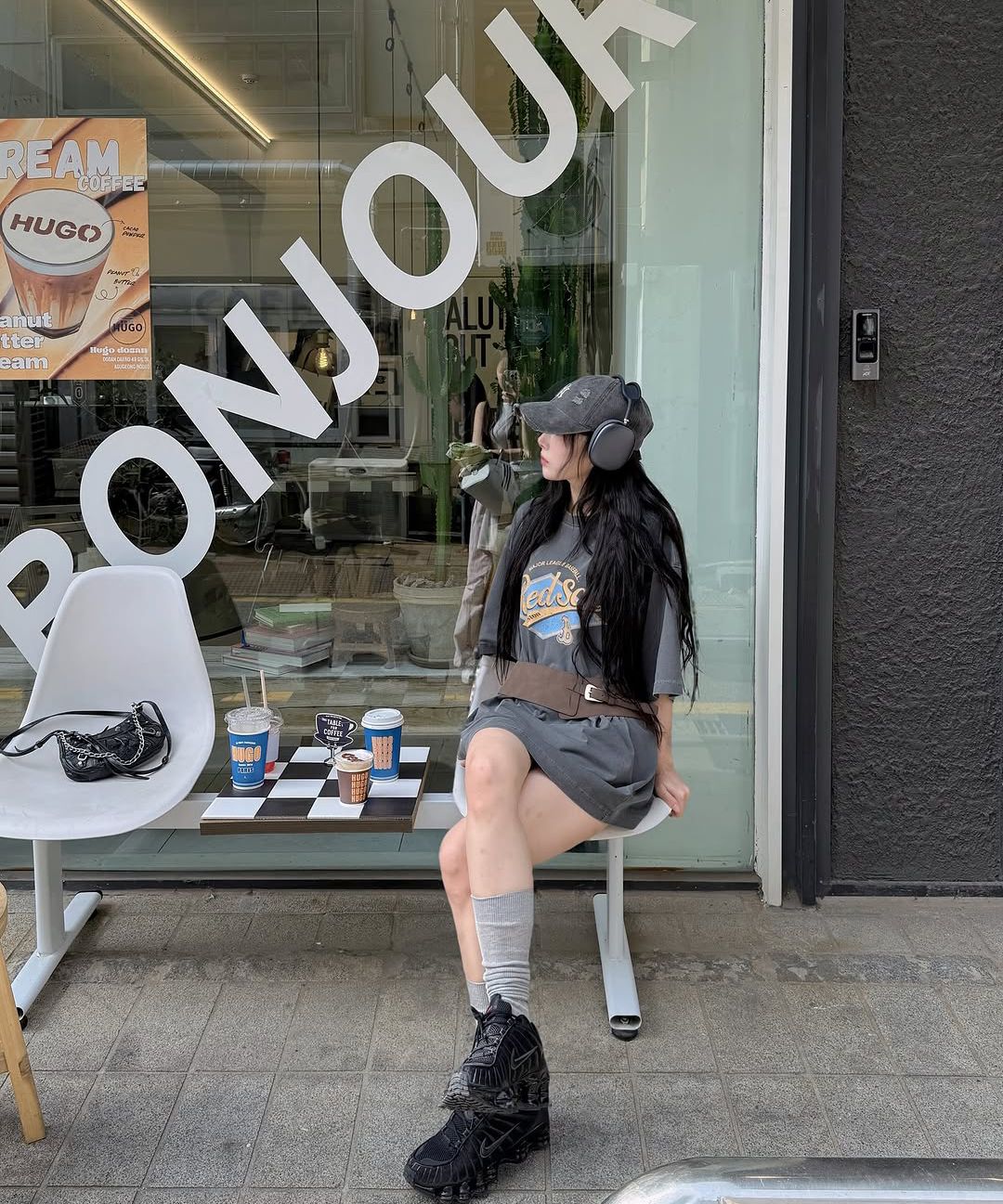 aespa カリナ 着用 韓国限定販売 男女共用 バーシティ ビンテージ ウォッシング グラフィック メガ オーバーフィット 半袖 Tシャツ LA [4カラー]