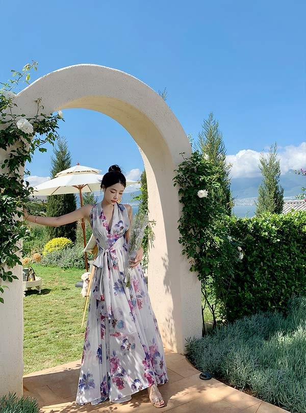 ワンピース 袖なし 花柄 夏ワンピ 可愛い ゆったり ロング丈 Vネック 着痩せ ハイウエスト 上品 セクシー 夏ワンピース 夏 リゾートワンピ 旅行 海 海辺 バカンス デート お出かけ S M L ワンピース 袖なし 花柄 夏ワンピ 可愛い ゆったり ロング丈 Vネック 着痩せ ハイウエスト 上品 セクシー 夏ワンピース 夏 リゾートワンピ 旅行 海 海辺 バカンス デート お出かけ S M L