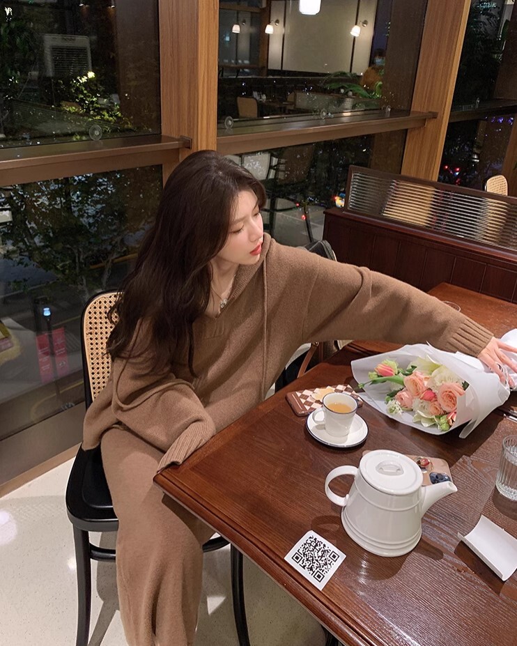 ニットスウェット ニットスカート 2点セット セットアップ デート 高級 ニッチ カーディガン 長袖 ニット かわいい 大人可愛い きれいめ シンプル カジュアル 大人 上品 おしゃれ お洒落 ニットスウェット ニットスカート 2点セット セットアップ デート 高級 ニッチ カーディガン 長袖 ニット かわいい 大人可愛い きれいめ シンプル カジュアル 大人 上品 おしゃれ お洒落