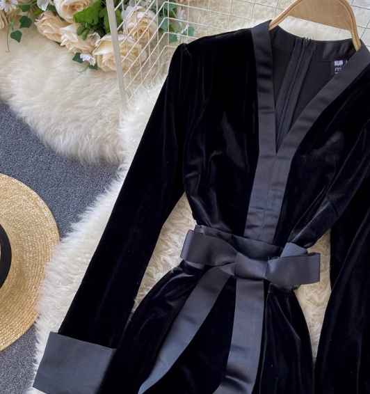 レディース ワンピース ロング マキシ 長袖 Vネック 切り替え ベルト ウエストマーク ウエストリボン スリット バックスリット ベロア かわいい きれいめ 上品 おしゃれ レトロ エスニック レディース ワンピース ロング マキシ 長袖 Vネック 切り替え ベルト ウエストマーク ウエストリボン スリット バックスリット ベロア かわいい きれいめ 上品 おしゃれ レトロ エスニック