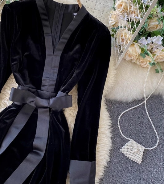 レディース ワンピース ロング マキシ 長袖 Vネック 切り替え ベルト ウエストマーク ウエストリボン スリット バックスリット ベロア かわいい きれいめ 上品 おしゃれ レトロ エスニック レディース ワンピース ロング マキシ 長袖 Vネック 切り替え ベルト ウエストマーク ウエストリボン スリット バックスリット ベロア かわいい きれいめ 上品 おしゃれ レトロ エスニック