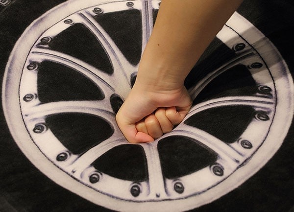 癒しグッズ 抱き枕 タイヤ柄 クリスマス 誕生日 おもちゃ 40c かわいい PP綿 贈り物 肌触りいい 彼氏に 柔らか プレゼント 椅子 ギフト インテリア おもしろ クッション 座布団 癒しグッズ 抱き枕 タイヤ柄 クリスマス 誕生日 おもちゃ 40c かわいい PP綿 贈り物 肌触りいい 彼氏に 柔らか プレゼント 椅子 ギフト インテリア おもしろ クッション 座布団