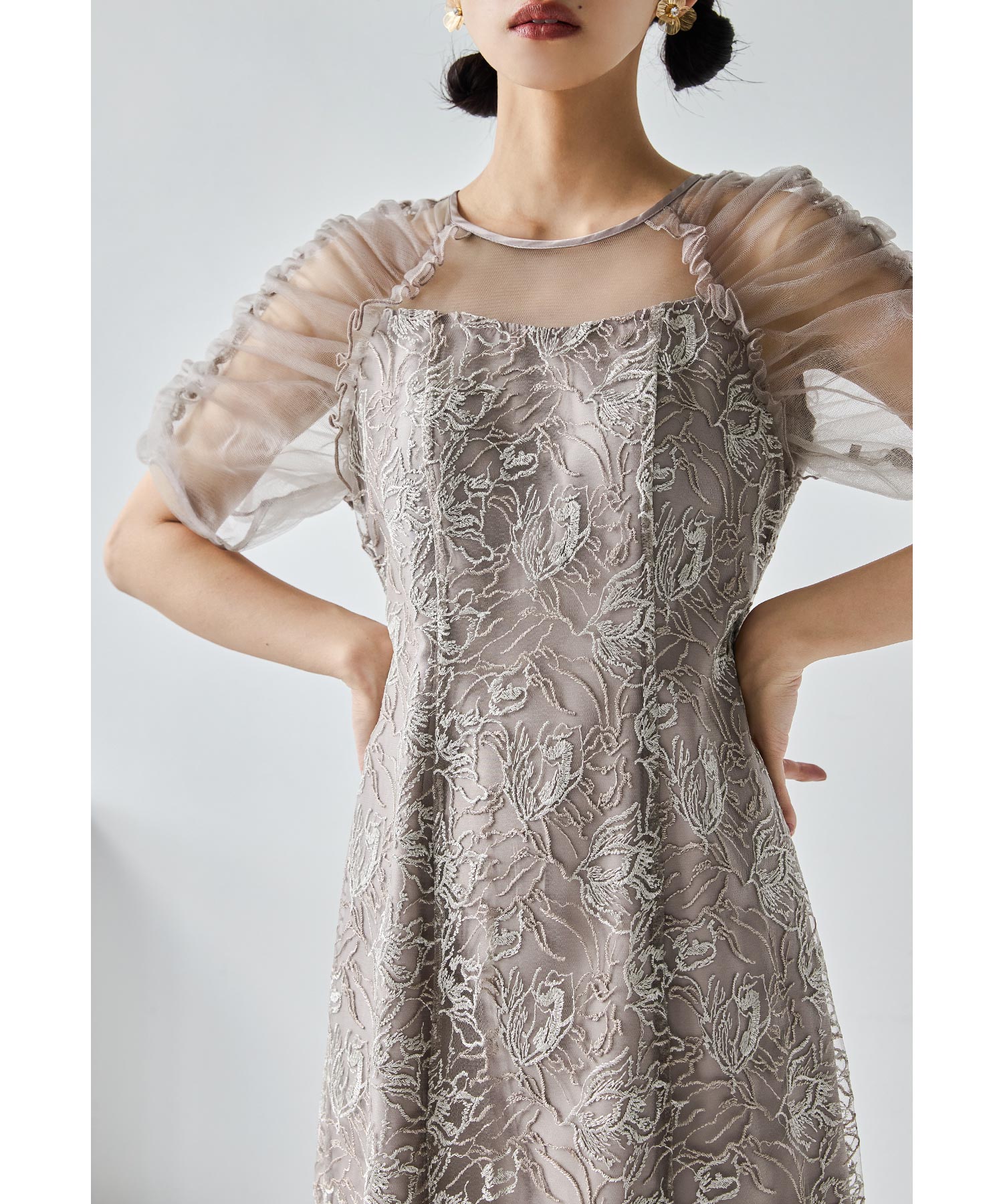 刺繍レースギャザースリーブドレス パーティードレス 結婚式 花柄 レース チュール シアー フレア フェミニン 可愛い お呼ばれ パーティー 二次会 披露宴 謝恩会 成人式 同窓会 卒業式