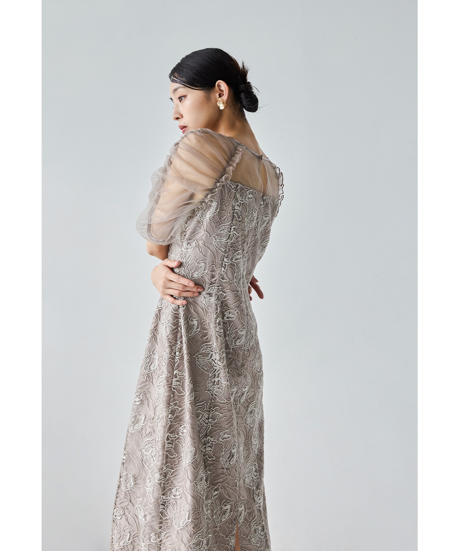 刺繍レースギャザースリーブドレス パーティードレス 結婚式 花柄 レース チュール シアー フレア フェミニン 可愛い お呼ばれ パーティー 二次会 披露宴 謝恩会 成人式 同窓会 卒業式