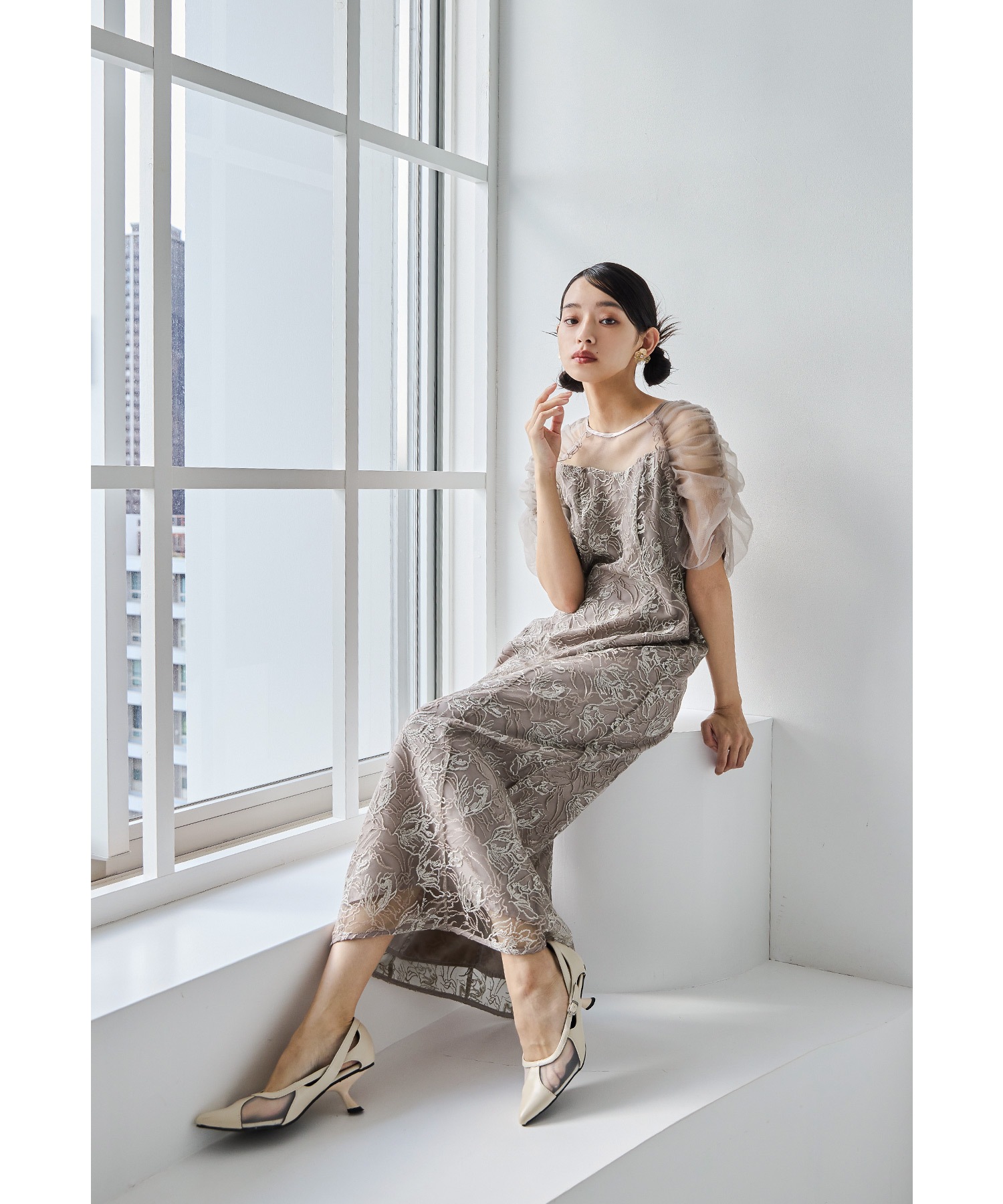 刺繍レースギャザースリーブドレス パーティードレス 結婚式 花柄 レース チュール シアー フレア フェミニン 可愛い お呼ばれ パーティー 二次会 披露宴 謝恩会 成人式 同窓会 卒業式