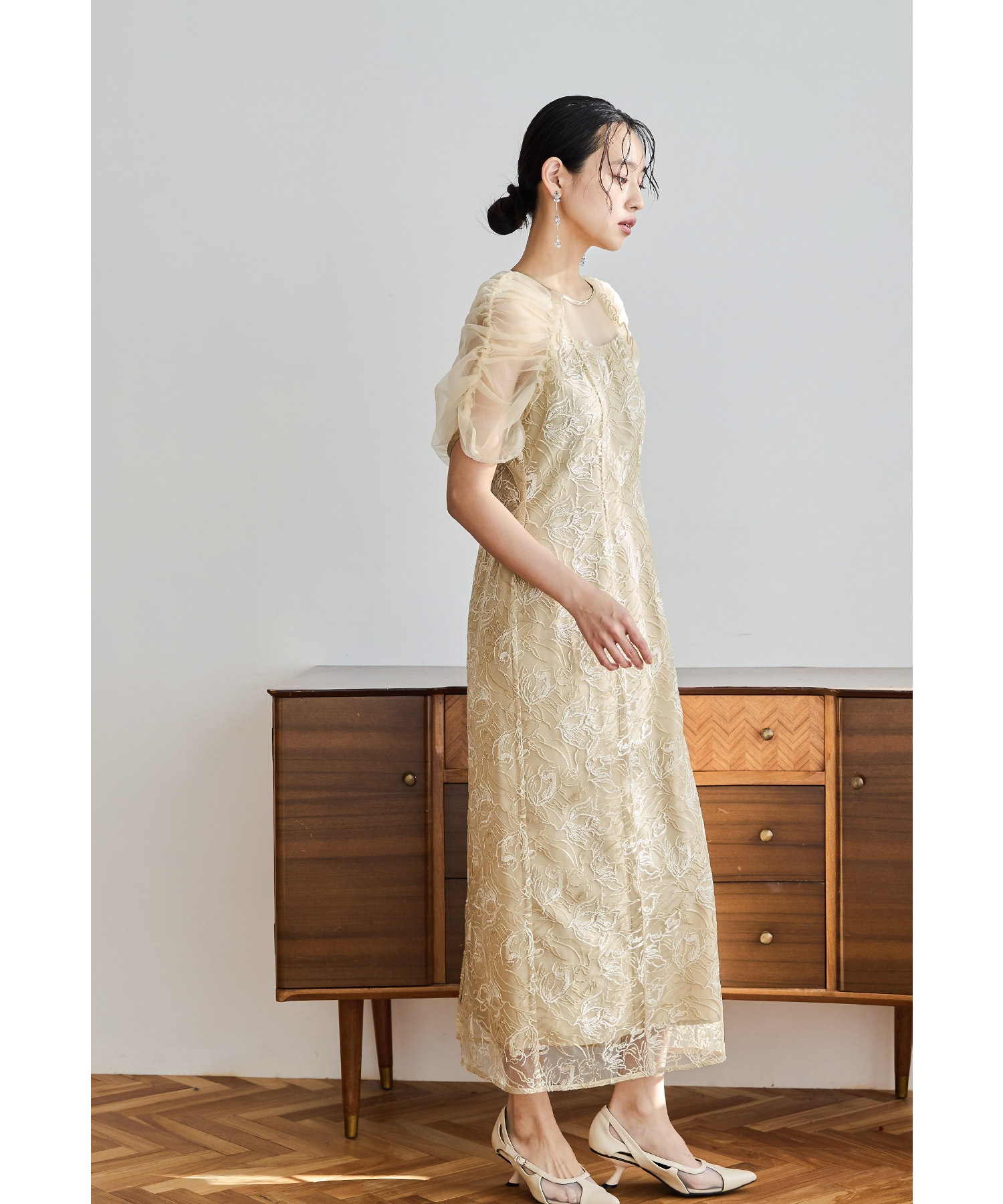 刺繍レースギャザースリーブドレス パーティードレス 結婚式 花柄 レース チュール シアー フレア フェミニン 可愛い お呼ばれ パーティー 二次会 披露宴 謝恩会 成人式 同窓会 卒業式