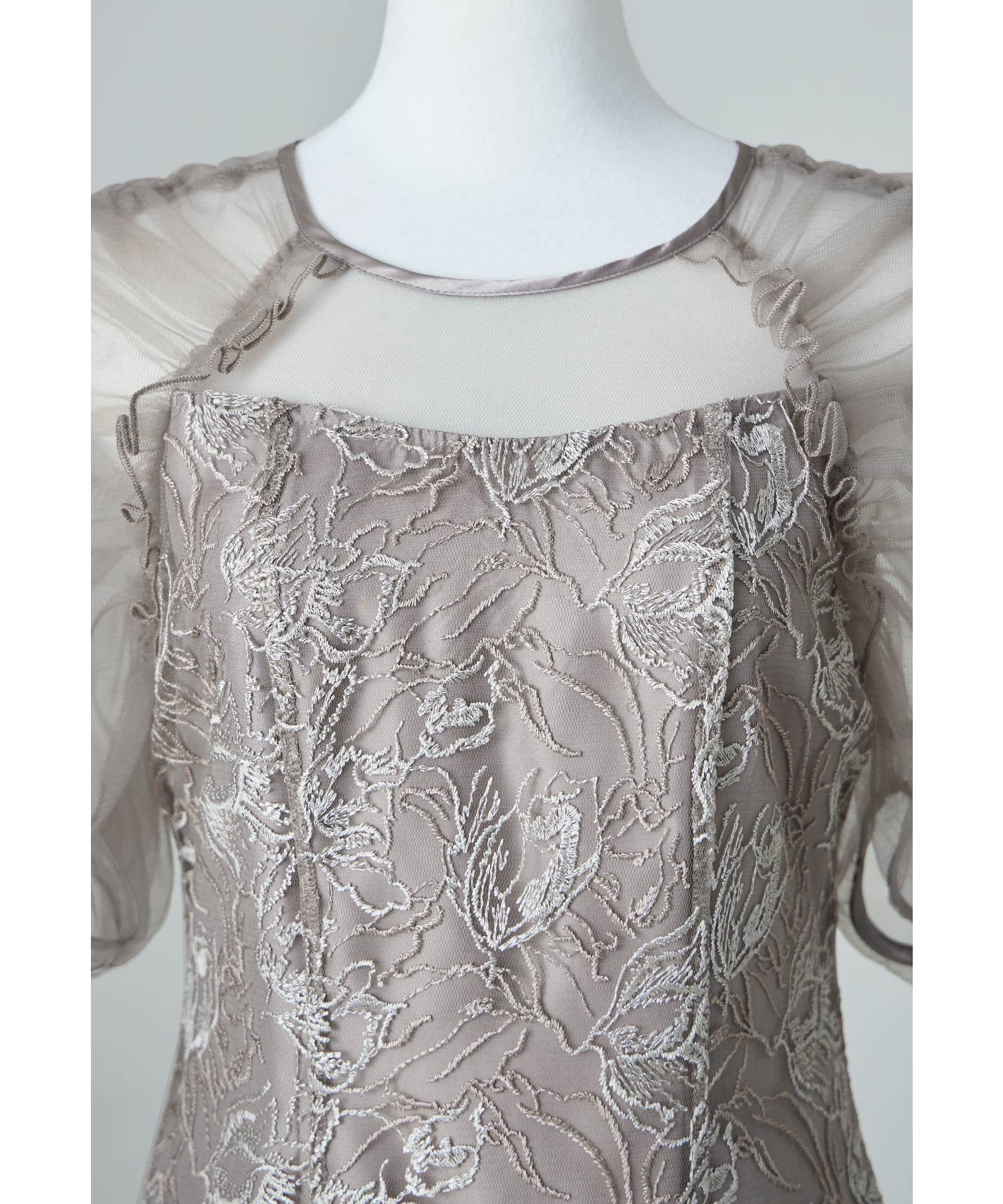 刺繍レースギャザースリーブドレス パーティードレス 結婚式 花柄 レース チュール シアー フレア フェミニン 可愛い お呼ばれ パーティー 二次会 披露宴 謝恩会 成人式 同窓会 卒業式