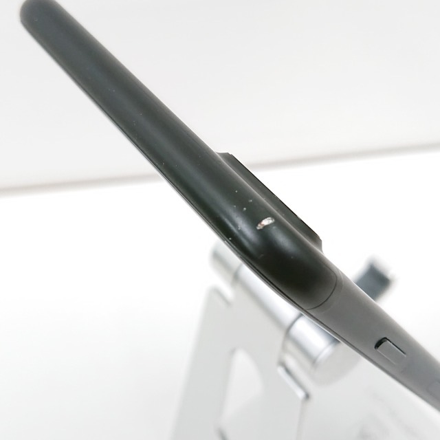 iPhone7 Plus 32GB au ブラック 送料無料 本体 c02045 【中古】 iPhone7 Plus 32GB au ブラック 送料無料 本体 c02045 【中古】