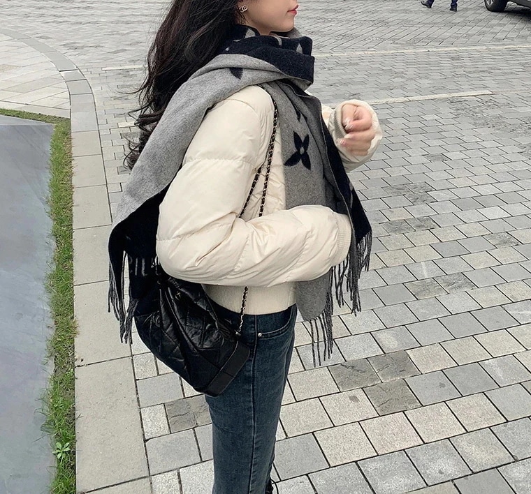 【急速出荷!】ショート丈が脚長効果でスタイルアップ！スタンドネック ショート丈 コート ジャケット クロップド 中綿コート ジャンパー パデッドジャケット パデッドコート クロップドブルゾン