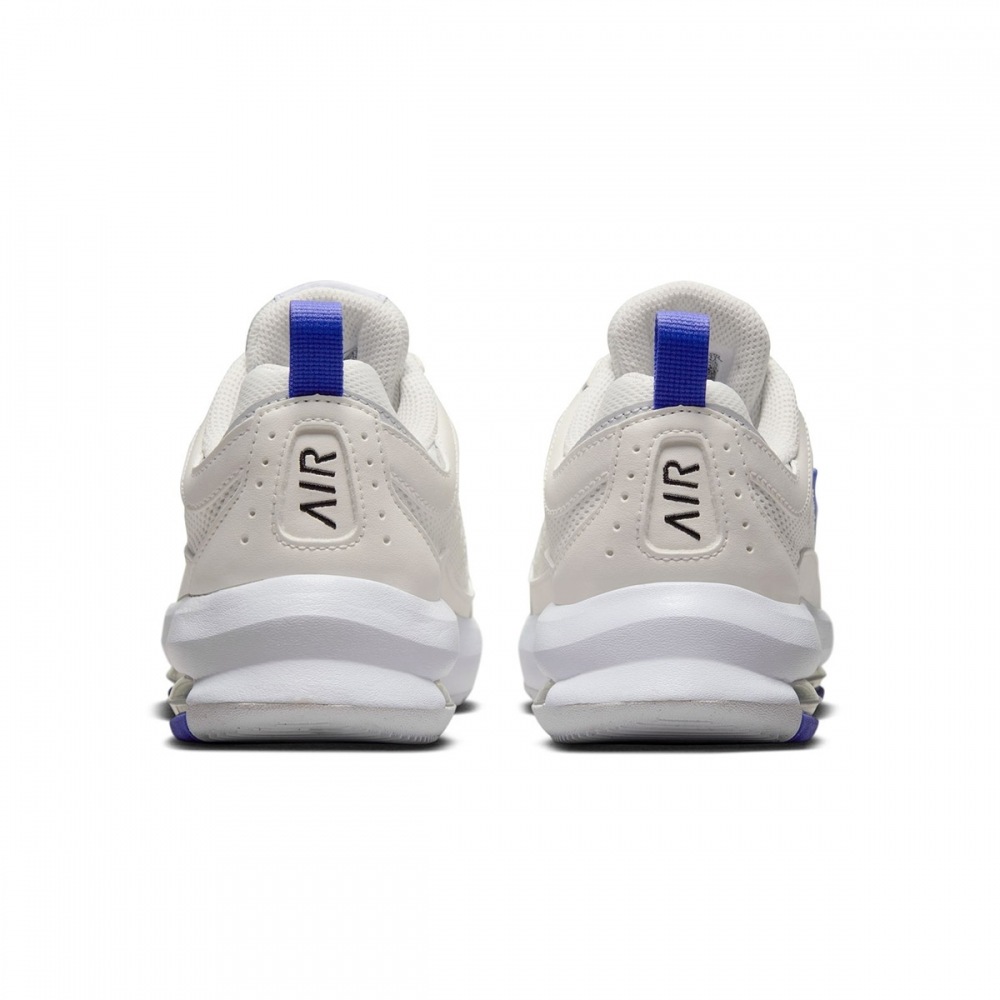 NIKE エアマックス AP ウーマンズ CU4870-111 NIKE エアマックス AP ウーマンズ CU4870-111