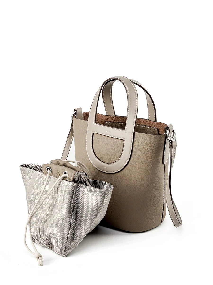 バケットバッグ 斜め掛け 豚鼻クロスボディハンドバッグ レディースファッション牛革バッグ 【1つ買うと10つ無料】ショルダーバッグ 大容量