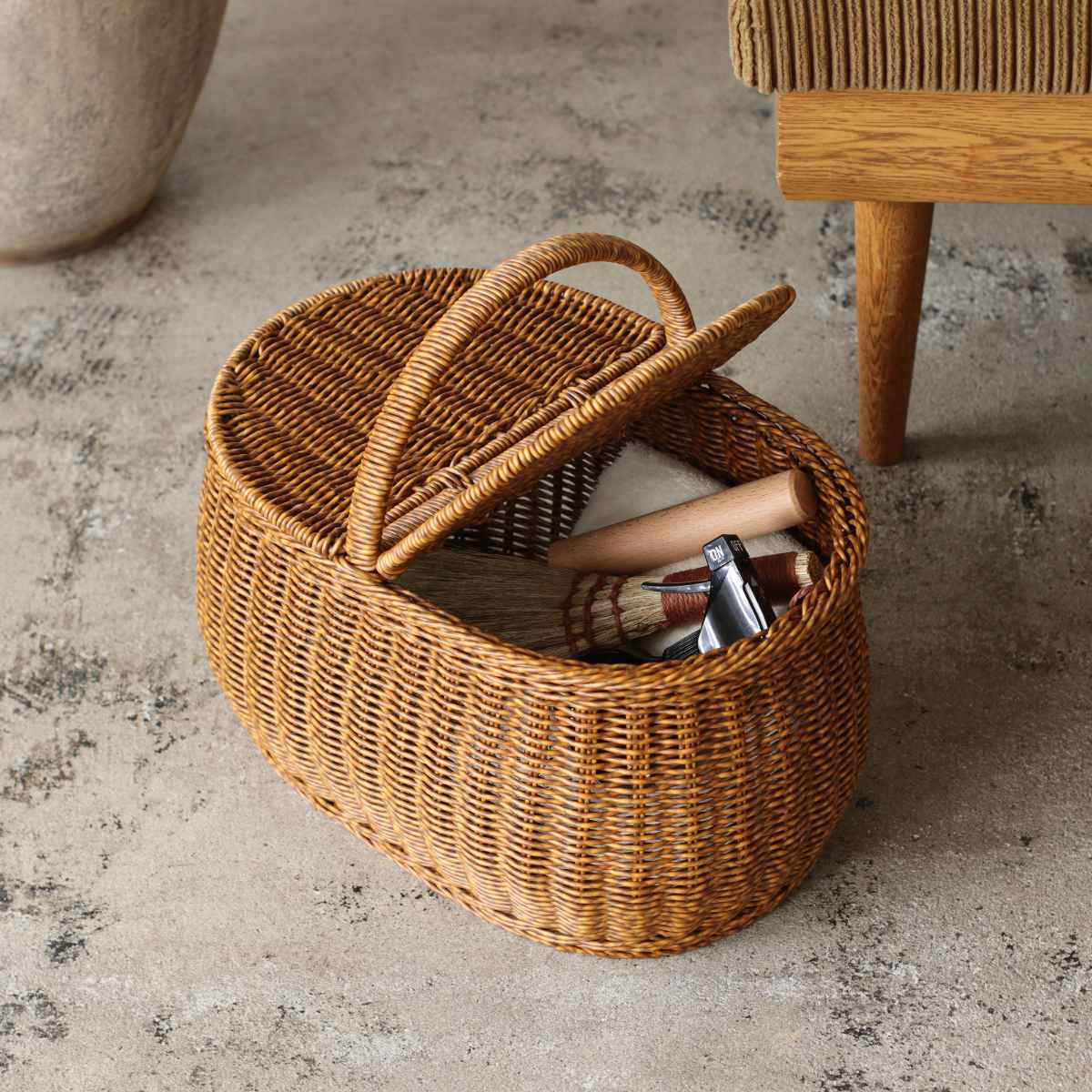 バスケット ユティル オーバルピクニックバスケット 洗える かご 収納 カゴ 天然素材風 フタ付き 手編み 水洗い 収納かご 持ち手付き 小物収納 小物入れ ピクニック おしゃれ ハンドメイド バスケット ユティル オーバルピクニックバスケット 洗える かご 収納 カゴ 天然素材風 フタ付き 手編み 水洗い 収納かご 持ち手付き 小物収納 小物入れ ピクニック おしゃれ ハンドメイド
