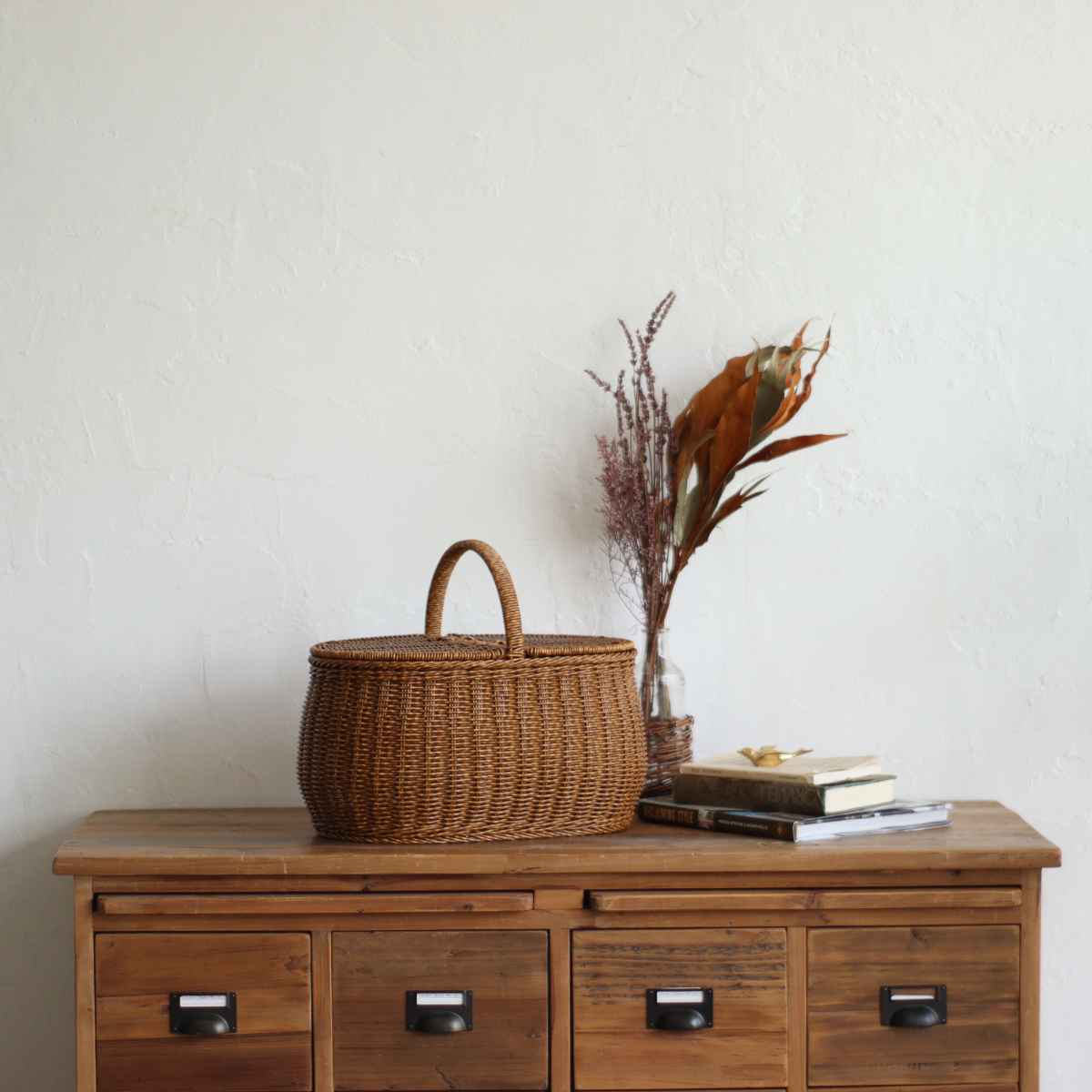 バスケット ユティル オーバルピクニックバスケット 洗える かご 収納 カゴ 天然素材風 フタ付き 手編み 水洗い 収納かご 持ち手付き 小物収納 小物入れ ピクニック おしゃれ ハンドメイド バスケット ユティル オーバルピクニックバスケット 洗える かご 収納 カゴ 天然素材風 フタ付き 手編み 水洗い 収納かご 持ち手付き 小物収納 小物入れ ピクニック おしゃれ ハンドメイド