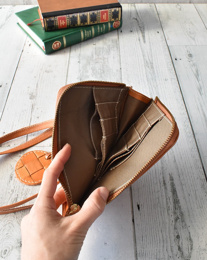 ショルダーバッグ レディース 革 牛革 小さい 軽い 60代 ズッケロ かわいい ブラウン おしゃれ シンプル 財布 スマホ ショルダー ポーチ カウレザー 天然皮革 10代 20代 30代 社会人 ショルダーバッグ レディース 革 牛革 小さい 軽い 60代 ズッケロ かわいい ブラウン おしゃれ シンプル 財布 スマホ ショルダー ポーチ カウレザー 天然皮革 10代 20代 30代 社会人