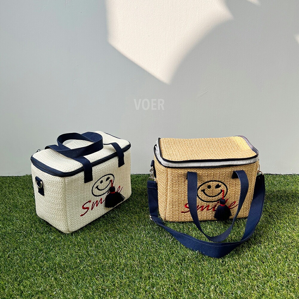 [メガ割りSALE]ストラップ付スマイル保冷バッグ・p397840