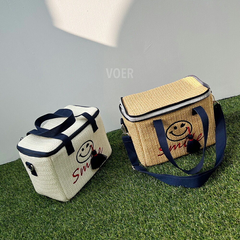 [メガ割りSALE]ストラップ付スマイル保冷バッグ・p397840