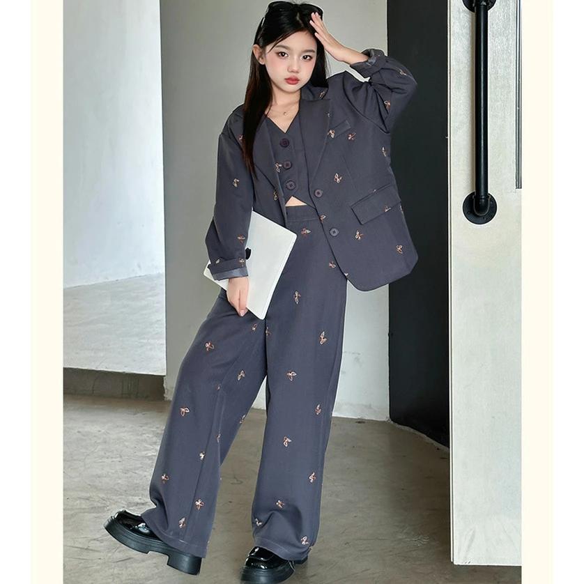 母の日【夏の】【出荷が迅速】ダンス衣装 ベスト ダンス スーツ キッズダンス 衣装 韓国 ダンス衣装 パンツスーツ 子供服 ヒップホップ セットアップ 黒スーツ グレー ダンス ジャケット パン 母の日【夏の】【出荷が迅速】ダンス衣装 ベスト ダンス スーツ キッズダンス 衣装 韓国 ダンス衣装 パンツスーツ 子供服 ヒップホップ セットアップ 黒スーツ グレー ダンス ジャケット パン