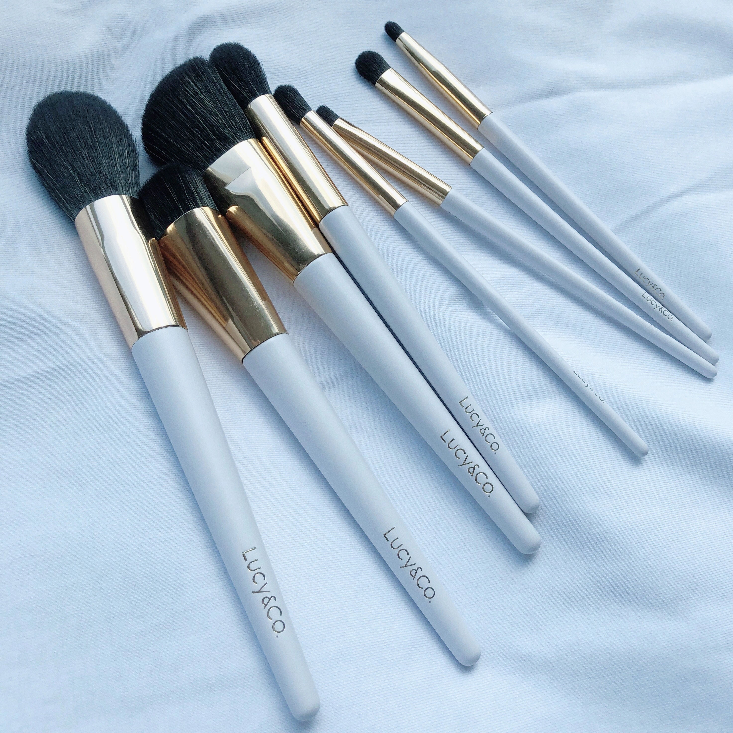 FREE GIFT] メイクブラシセット7本セット韓国コスメ柔らかい描きやすい