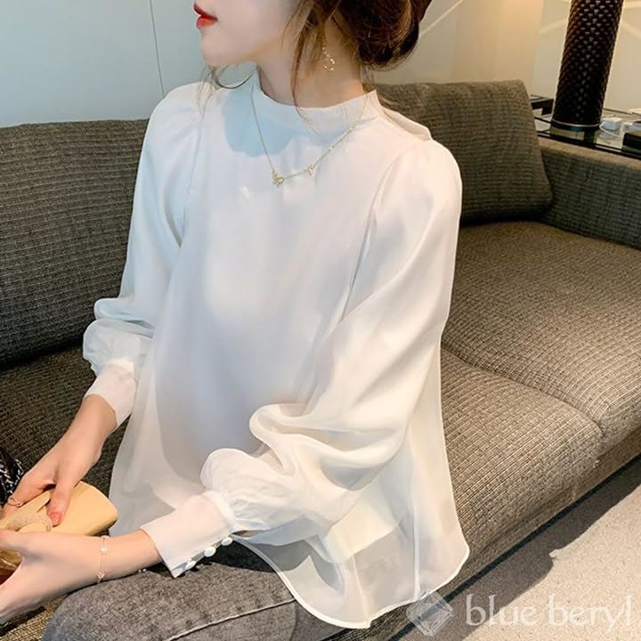 ブルーベリル ブラウス レディース バックリボン シフォン フレア パフスリーブ 長袖 立ち襟 くるみ釦 カフス BB025(ホワイト, S) ブルーベリル ブラウス レディース バックリボン シフォン フレア パフスリーブ 長袖 立ち襟 くるみ釦 カフス BB025(ホワイト, S)