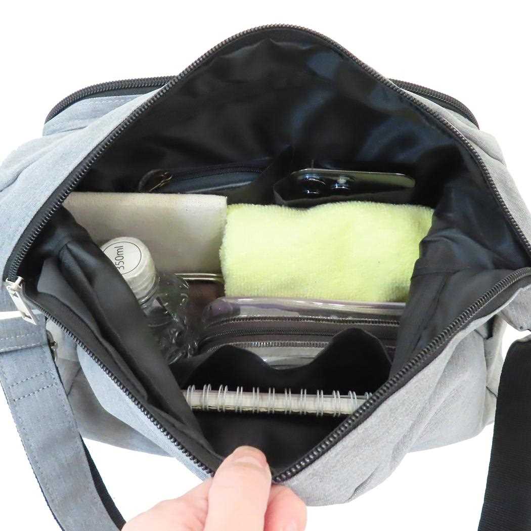 ハローキティ 斜め掛けかばん ショルダーバッグ L サンリオ キャラクター グッズ ハローキティ 斜め掛けかばん ショルダーバッグ L サンリオ キャラクター グッズ