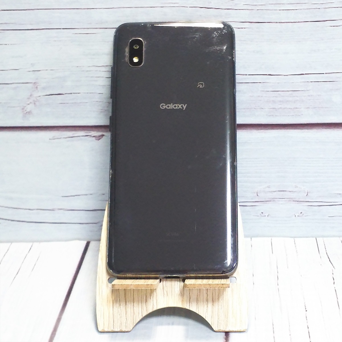【送料無料】au Galaxy A20 SCV46 Black 本体 白ロム SIMロック解除済み SIMフリー 390198