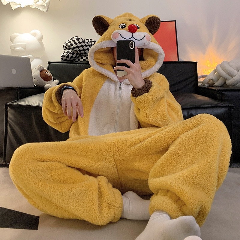 【2025新作】[即納]キャラ 着ぐるみ 修学旅行 レディース セットアップ ルームウェア パジャマお揃い 秋冬 着ぐるみ 品質良い