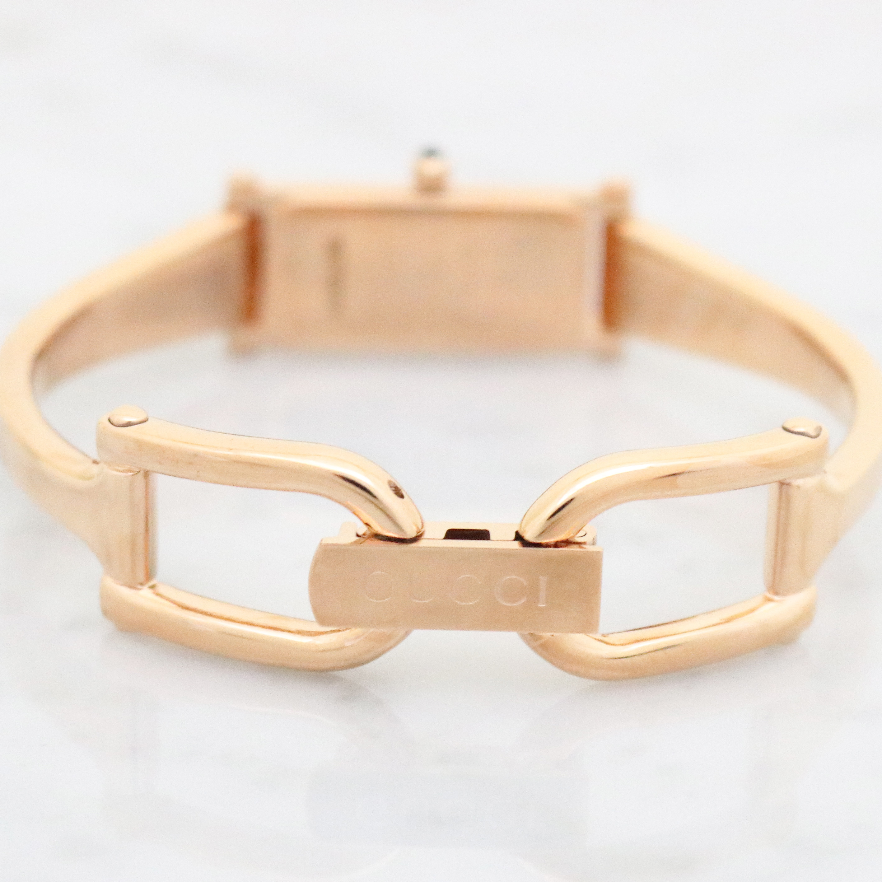 腕時計 レディース 1500 クォーツ GUCCI 誕生日 プレゼント クリスマス ホワイトデー