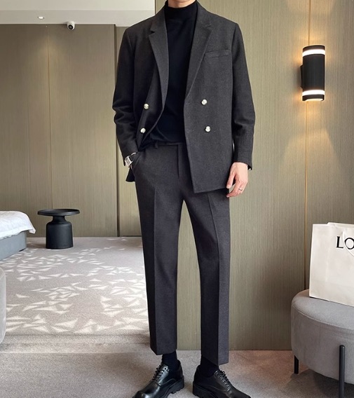 メンズ 男性用 二点セット 上下セット ツーピース ジャケット パンツ スーツ ウール 9分丈 アンクル丈 フルレングス 長袖 襟付き スーツカラー ポケット 前開き ボタン 厚手 上品 おしゃれ