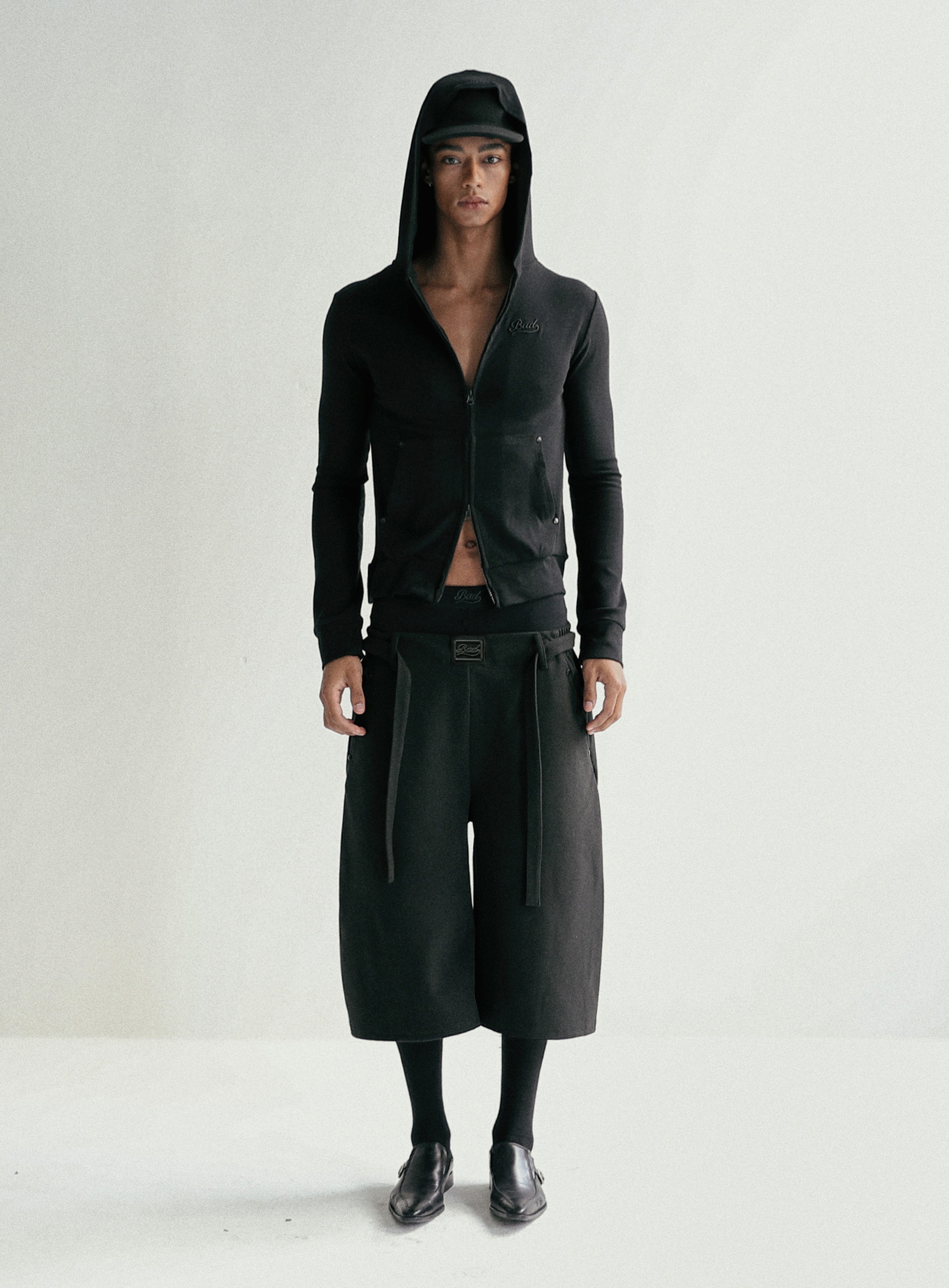 【BADBLOOD】[UNISEX] BEYOND SOFT HOOD CARDIGAN : BLACK