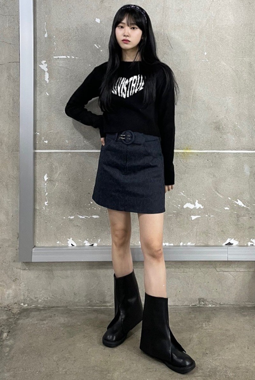 IVE WONYOUNG 着用/OW HEART LOGO KNIT
