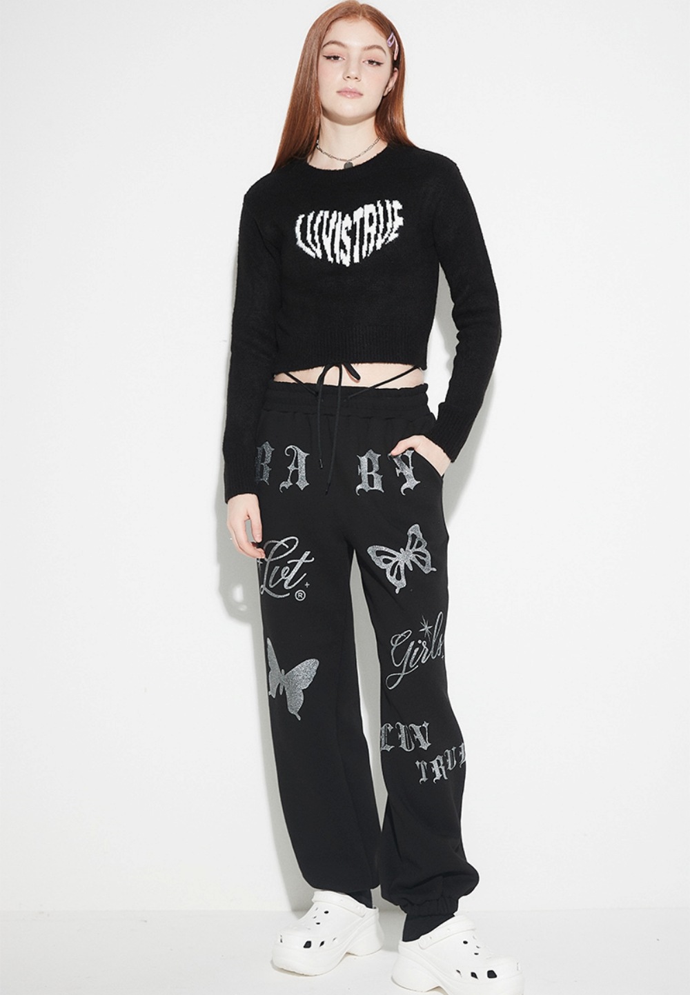 IVE WONYOUNG 着用/OW HEART LOGO KNIT