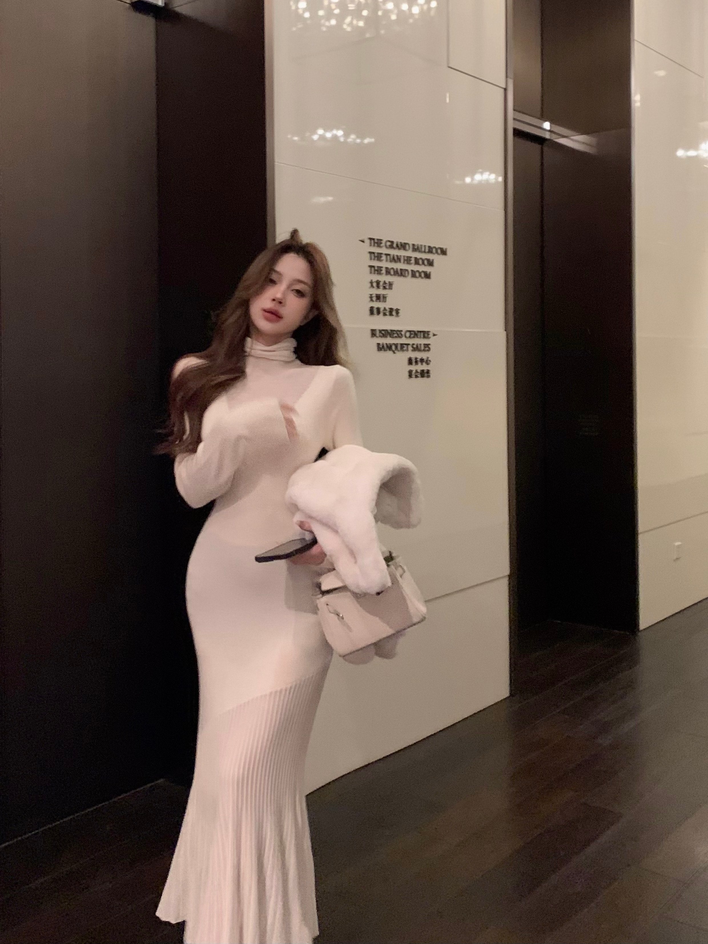1色FREEコート2点セット韓国セミタートルネックニットワンピ女子秋冬フレンチ優しい雰囲気スカートスリムウエストポーチヒップフィッシュテールロングスカート