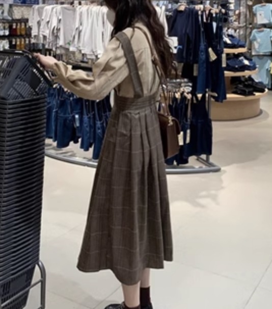 ワンピース シャツ ブラウス ミモレ丈 長袖 かわいい 大人可愛い きれいめ シンプル カジュアル 大人 上品 おしゃれ お洒落 大人女子 こなれ感 個性的 主役級 存在感 美容師