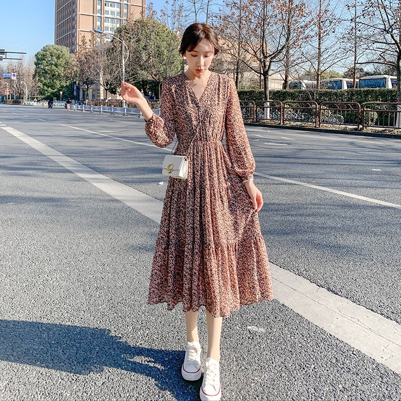 ワンピース デート フレアワンピース ロング ロング丈 透け感 シースルー かわいい 大人可愛い きれいめ シンプル カジュアル 大人 上品 おしゃれ お洒落 主役級 存在感 柄 花柄 小花柄 春 秋 ワンピース デート フレアワンピース ロング ロング丈 透け感 シースルー かわいい 大人可愛い きれいめ シンプル カジュアル 大人 上品 おしゃれ お洒落 主役級 存在感 柄 花柄 小花柄 春 秋