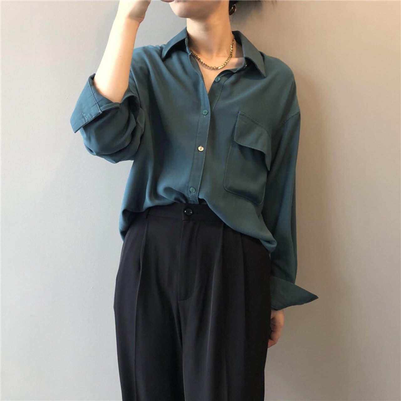 デザインシャツ 無地 長袖 ブラウス 3色 レディース トップス シンプル カジュアル おしゃれ エレガント 春 秋 オフィス 通勤 お出かけ ショッピング カフェ M L ゆったり ホワイト デザインシャツ 無地 長袖 ブラウス 3色 レディース トップス シンプル カジュアル おしゃれ エレガント 春 秋 オフィス 通勤 お出かけ ショッピング カフェ M L ゆったり ホワイト