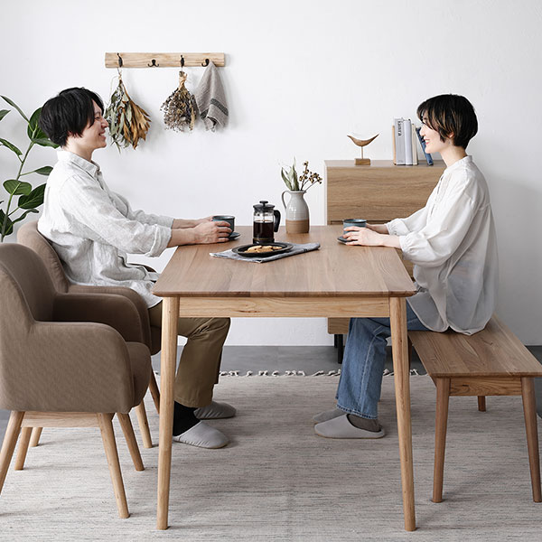 ダイニングセット 4点セット ダイニングテーブル 約幅140cm ベンチ ダイニングチェアx2脚 モカ 回転式 天然木 木製 組立品