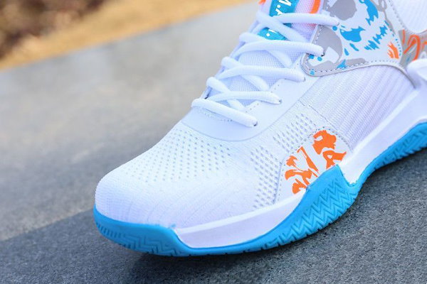 Qoo10] バッシュ バスケットシューズ ジュニア ハイカット