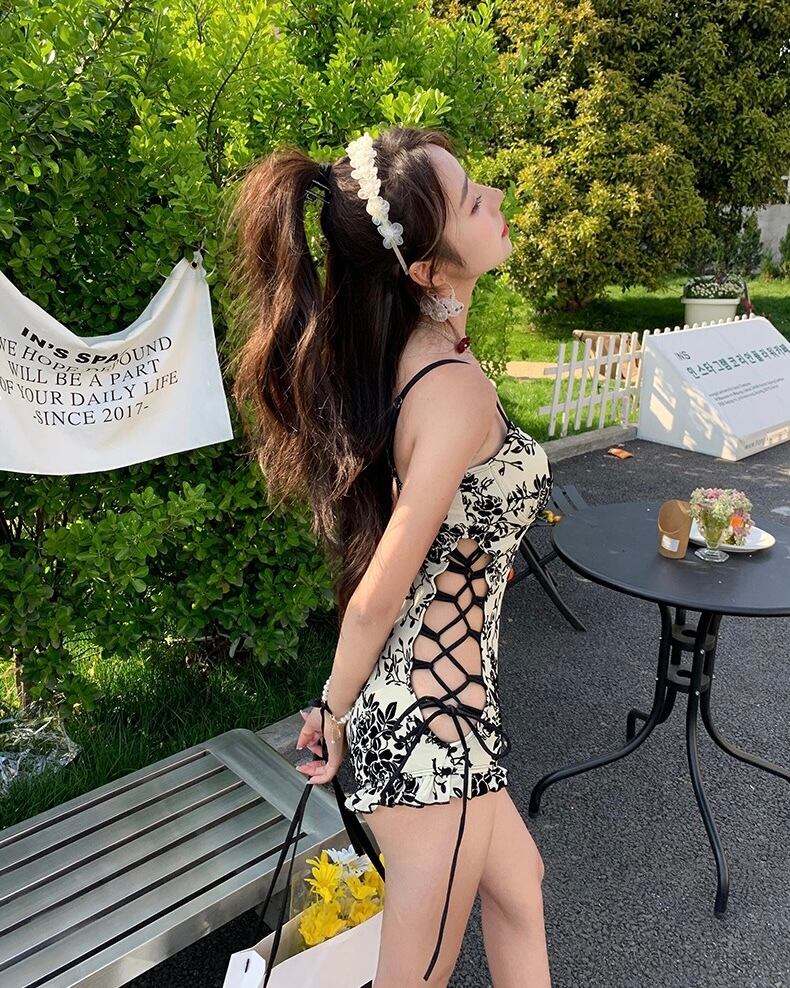 【急速出荷!】フラワープリントサイドレースアップスイムウェア水着