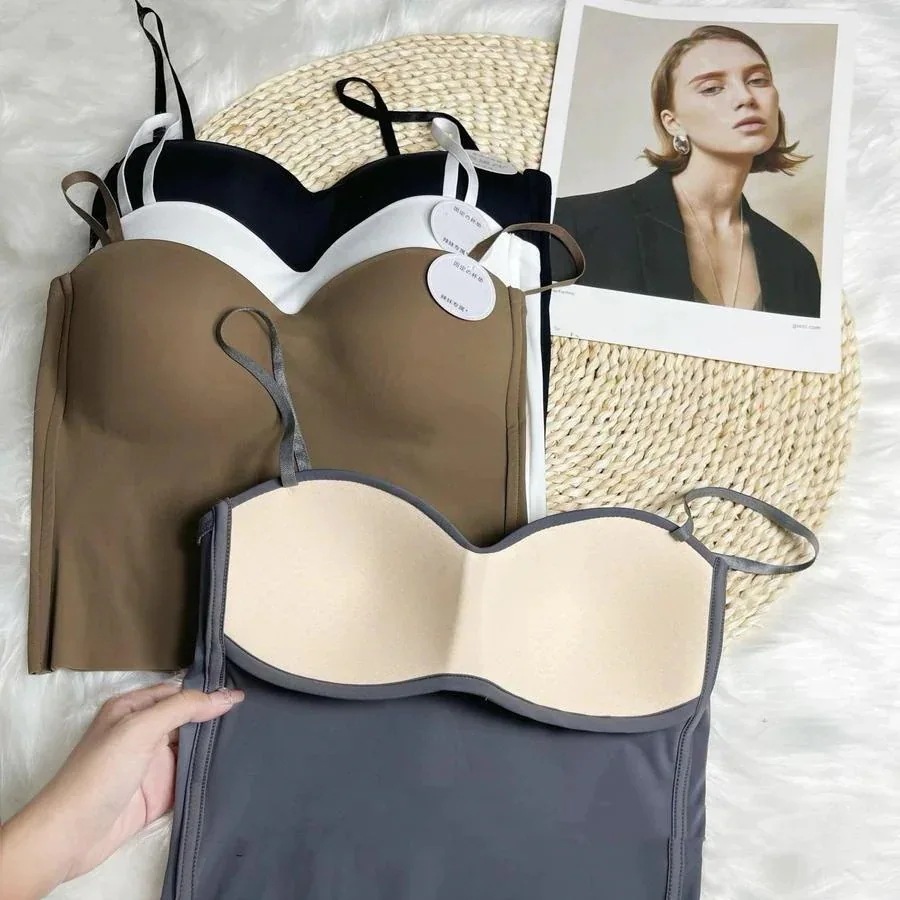 1つ買うと1つ無料メガ割 ノースリーブ カップ付きインナー 新作 韓国ファッション 無地 アイスシルク キャミソール ブラトップ レディース きキャミソール ナイトブラ リラックスブラ 1つ買うと1つ無料メガ割 ノースリーブ カップ付きインナー 新作 韓国ファッション 無地 アイスシルク キャミソール ブラトップ レディース きキャミソール ナイトブラ リラックスブラ