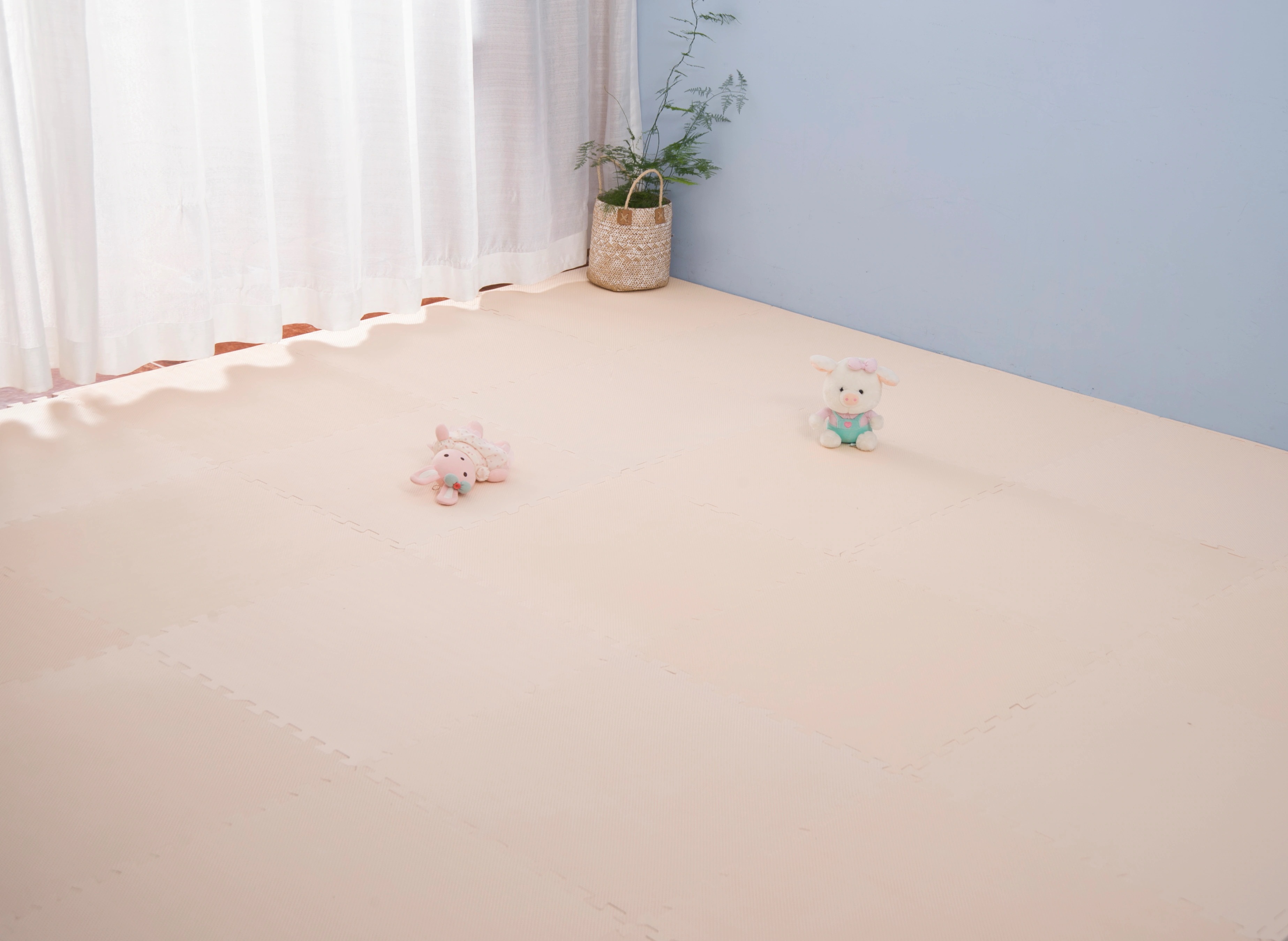 ントマット 大判60cm 3畳 16枚 厚手 2cm おしゃれ EVA 防音断熱 安心のノンホル 転倒防止 サイドパーツ付き【ベージュ】 Beige Plastic シングルベッド シング