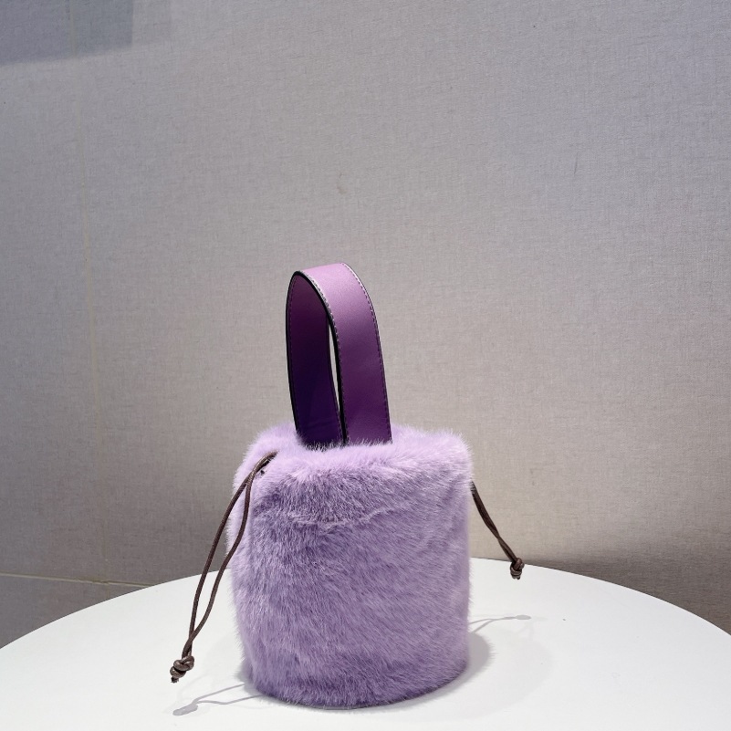 バッグ カバン レディース ショルダー ハンドバッグ 斜めがけ 肩がけ 手持ち ミニバッグ 多機能 便利 コンパクト 自立 ふわふわ ファー かわいい 大人可愛い きれいめ シンプル カジュアル 上品 バッグ カバン レディース ショルダー ハンドバッグ 斜めがけ 肩がけ 手持ち ミニバッグ 多機能 便利 コンパクト 自立 ふわふわ ファー かわいい 大人可愛い きれいめ シンプル カジュアル 上品