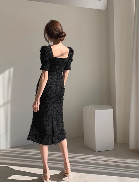 ３カラー リトルドレス 軽やかで大人っぽいヘボン風ドレス ウエスタン風 スリムスカート フレンチ膝丈ロングスカート サマードレス フォレストスタイル ロングスカート スクエアネックドレス レディース