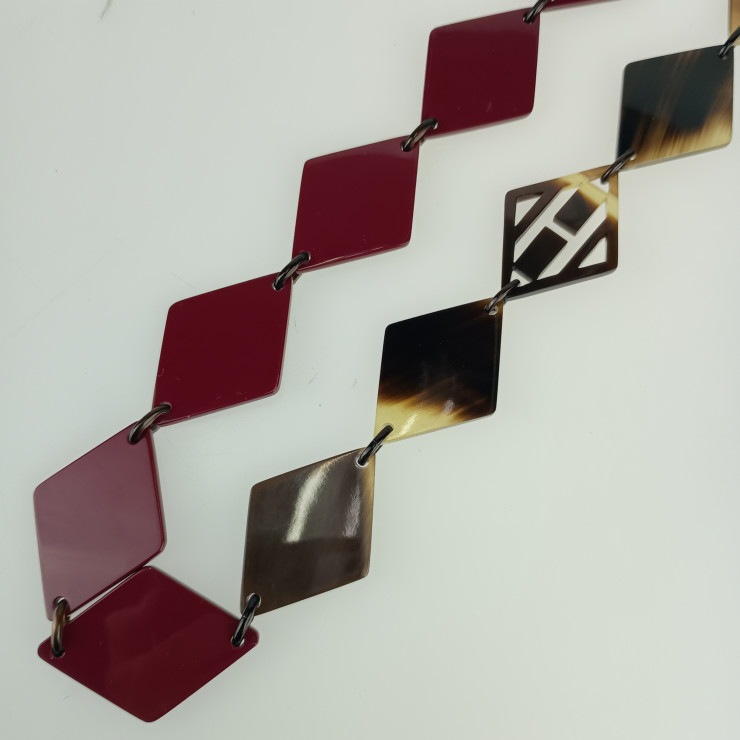 美品 HERMES エルメス DEVA ディーヴァ ネックレス - ブラウン系 ボルドー系 バッファローホーン レディース【本物保証】 美品 HERMES エルメス DEVA ディーヴァ ネックレス - ブラウン系 ボルドー系 バッファローホーン レディース【本物保証】