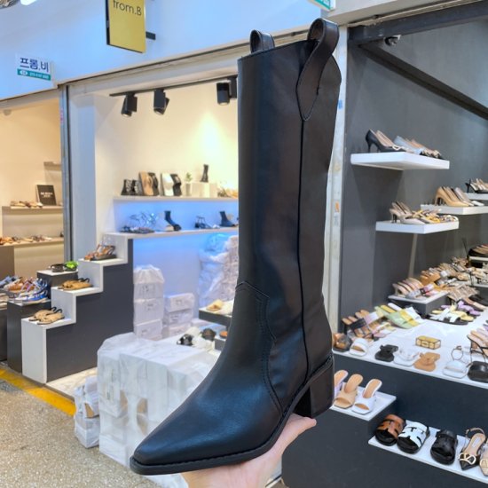 【取寄:納期2週間】ショートブーツ レディース 革 ブーツ バックジップ ブーツ ヒール 軽い シンプル 痛くない ブーツ カジュアル 靴 ショート ブーツ 新作 レザーブーツ レザー 秋冬 新作 【取寄:納期2週間】ショートブーツ レディース 革 ブーツ バックジップ ブーツ ヒール 軽い シンプル 痛くない ブーツ カジュアル 靴 ショート ブーツ 新作 レザーブーツ レザー 秋冬 新作