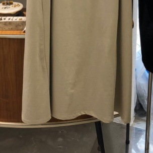 ワンピース 膝丈 袖なし ラウンドネック 細身 ストレート 大人可愛い きれいめ シンプル