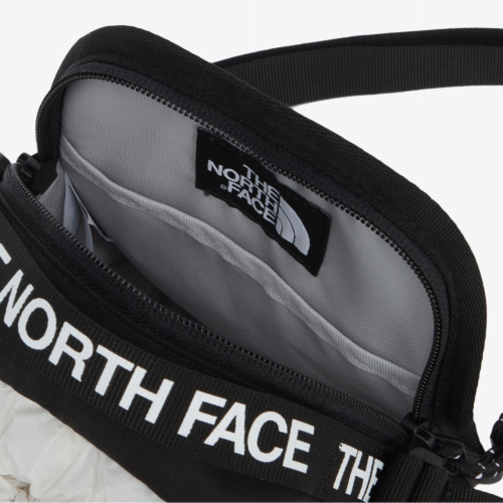 ザ・ノース・フェイス NN2PQ04C ブリーズクロスバッグ ザ・ノース・フェイス NN2PQ04C ブリーズクロスバッグ