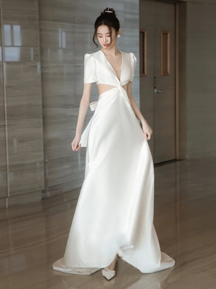 フロントツイスト バックウエストオープン 後ろくるみボタン ドレス ウェディング 結婚式 二次会 ロング マキシ 半袖 深めVネック トレーン Aライン細身 切り替えデザイン バックリボン フロントツイスト バックウエストオープン 後ろくるみボタン ドレス ウェディング 結婚式 二次会 ロング マキシ 半袖 深めVネック トレーン Aライン細身 切り替えデザイン バックリボン