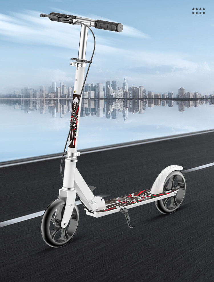 キックボード キックスクーター 折りたたみ式 4段階高さ調整 フット/ハンドブレーキ 8インチタイヤ 立ち乗り式二輪車 スタンド付き 子供/大人用 耐荷重150kg 持ち運び便利 キックボード キックスクーター 折りたたみ式 4段階高さ調整 フット/ハンドブレーキ 8インチタイヤ 立ち乗り式二輪車 スタンド付き 子供/大人用 耐荷重150kg 持ち運び便利